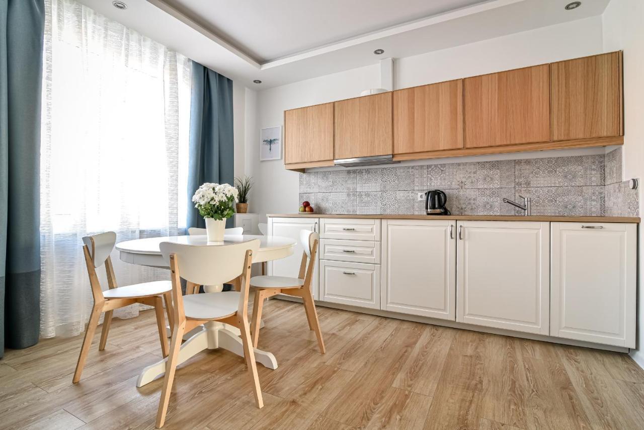 Old Town Ltc - Apartments Starowka Szeroka Gdansk Ngoại thất bức ảnh
